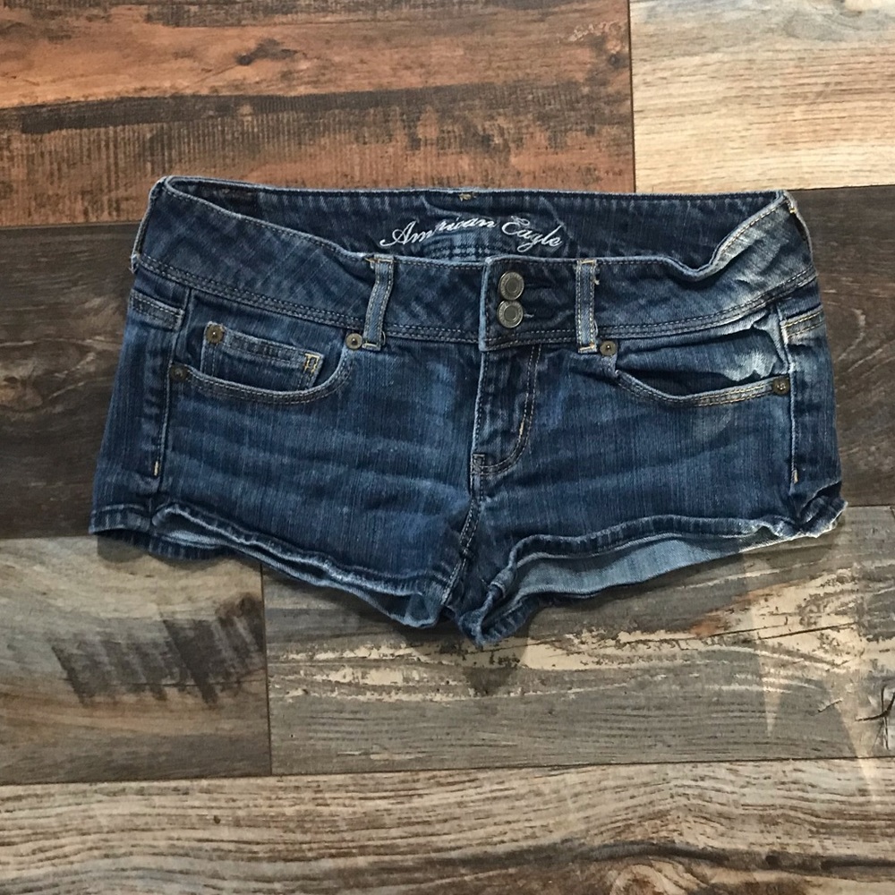 American eagle shorts size 2